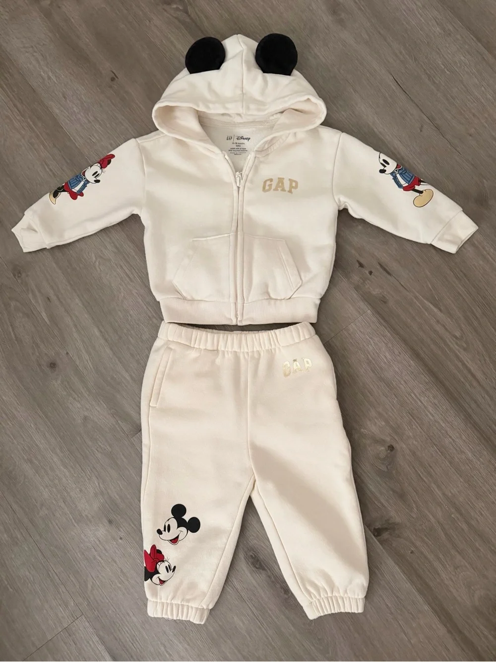 GAP Cream Mickey & Minnie Sweatshirt and Joggers Set